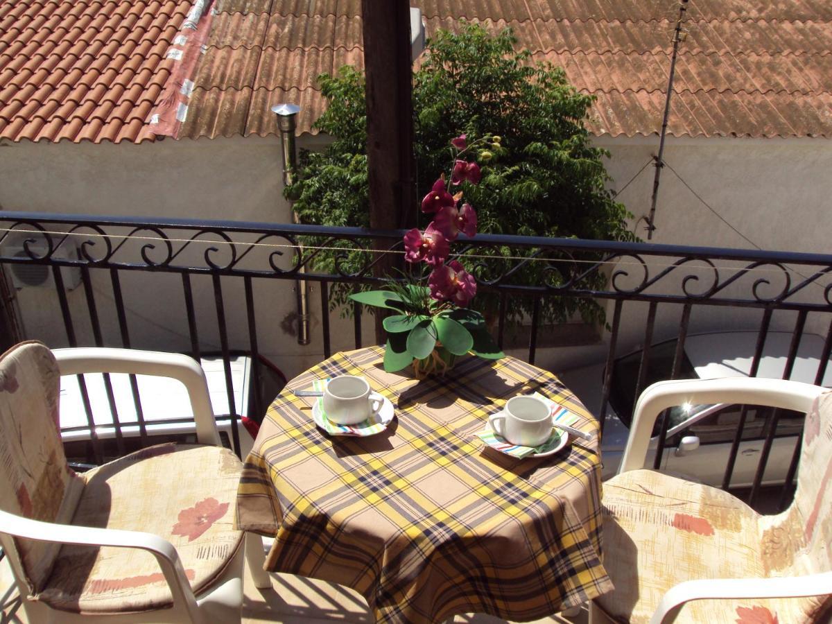 Sunshine Pension Pythagóreion Habitación foto